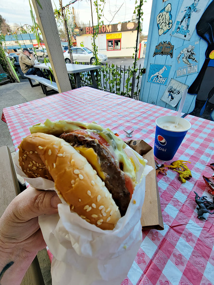 Eastside Big Tom's Burger