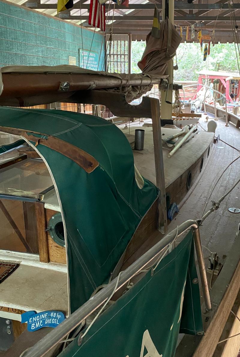Image of the boat at Tinkertown Museum