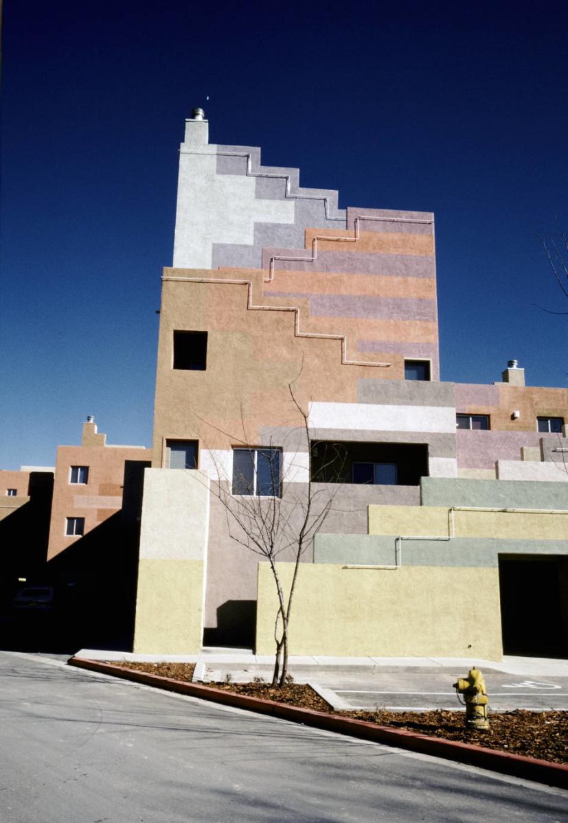 Antoine Predock's The Beach Apartments (Route 66, c. 1986)