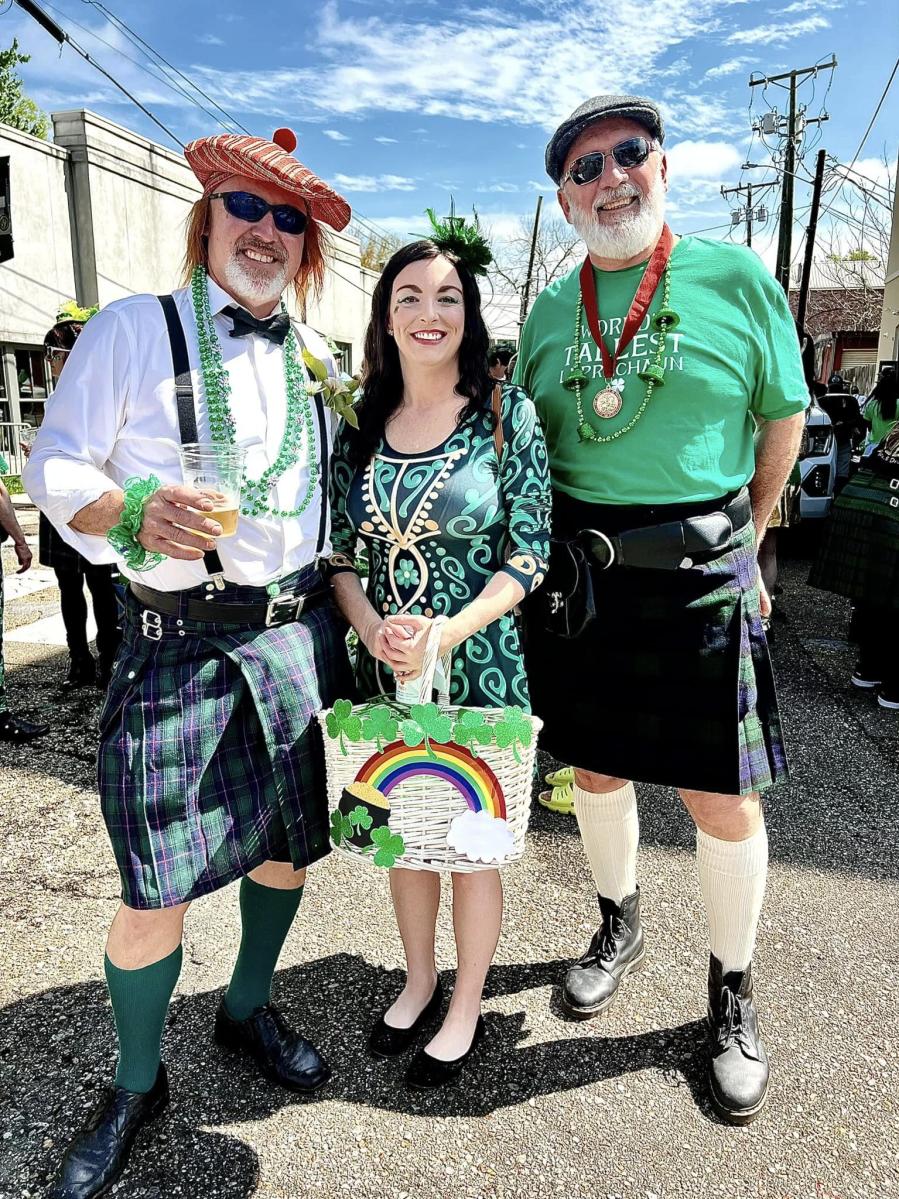 Covington Celtic Club parade-goers