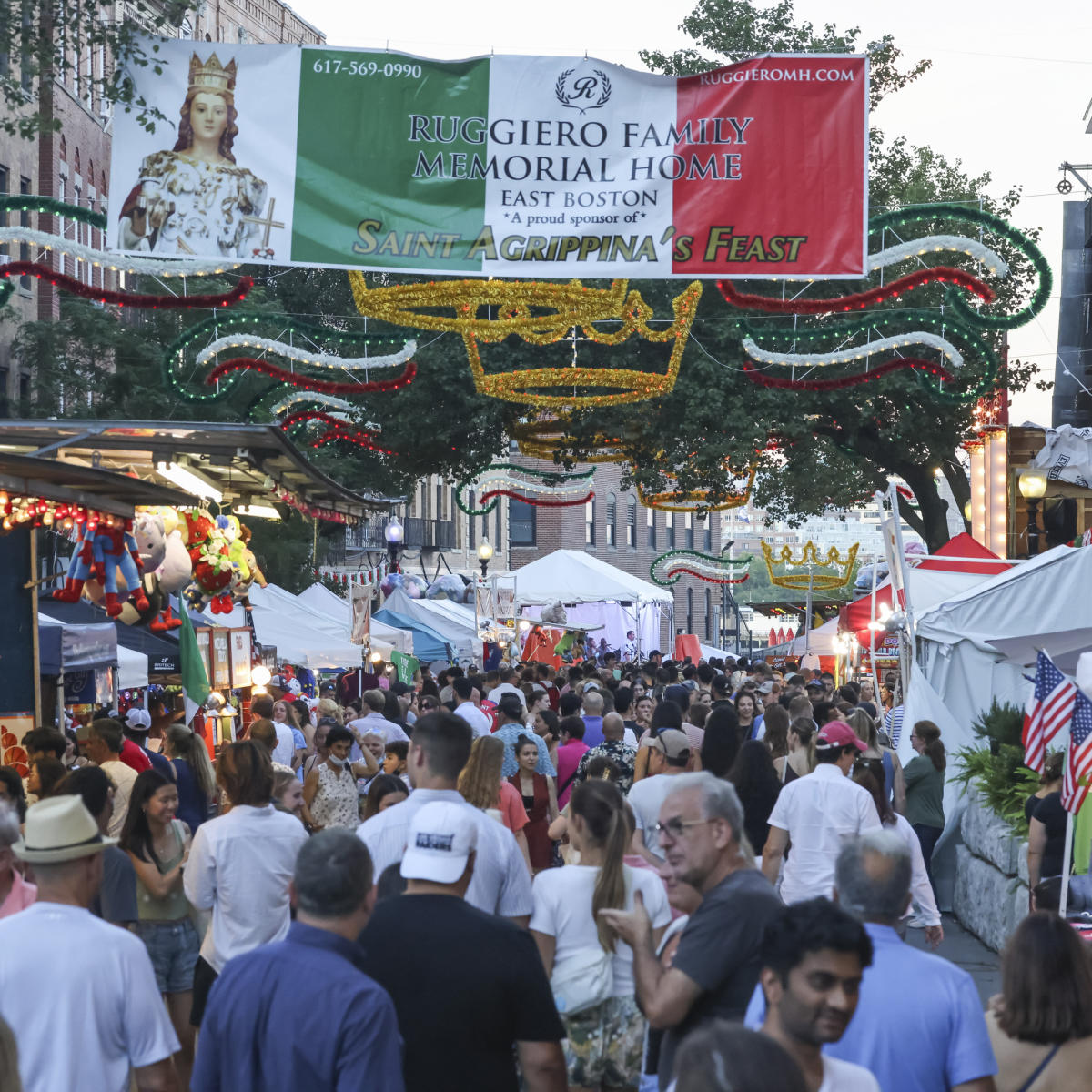 Crowd at the St. Agrippina Feast