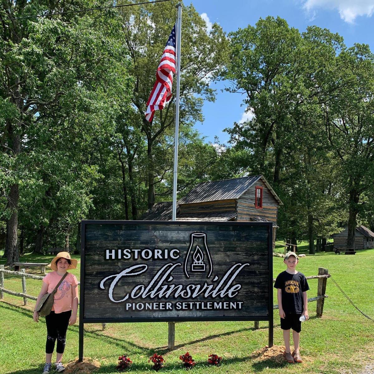 chidren at the entrance of Historic Collinsville