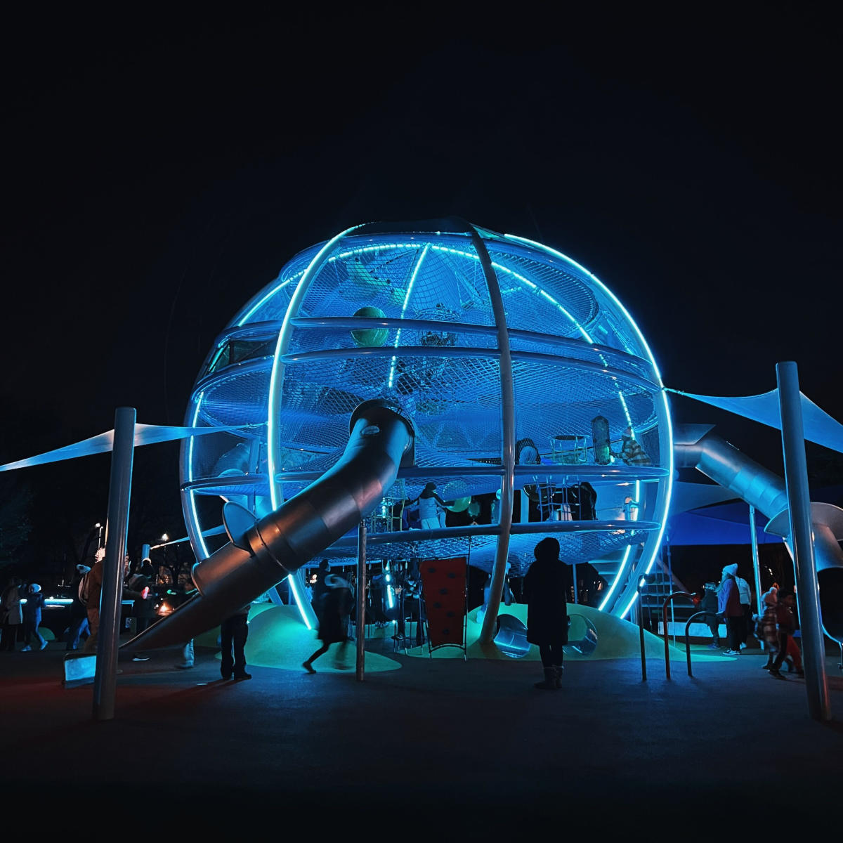 Joya Glow Playground
