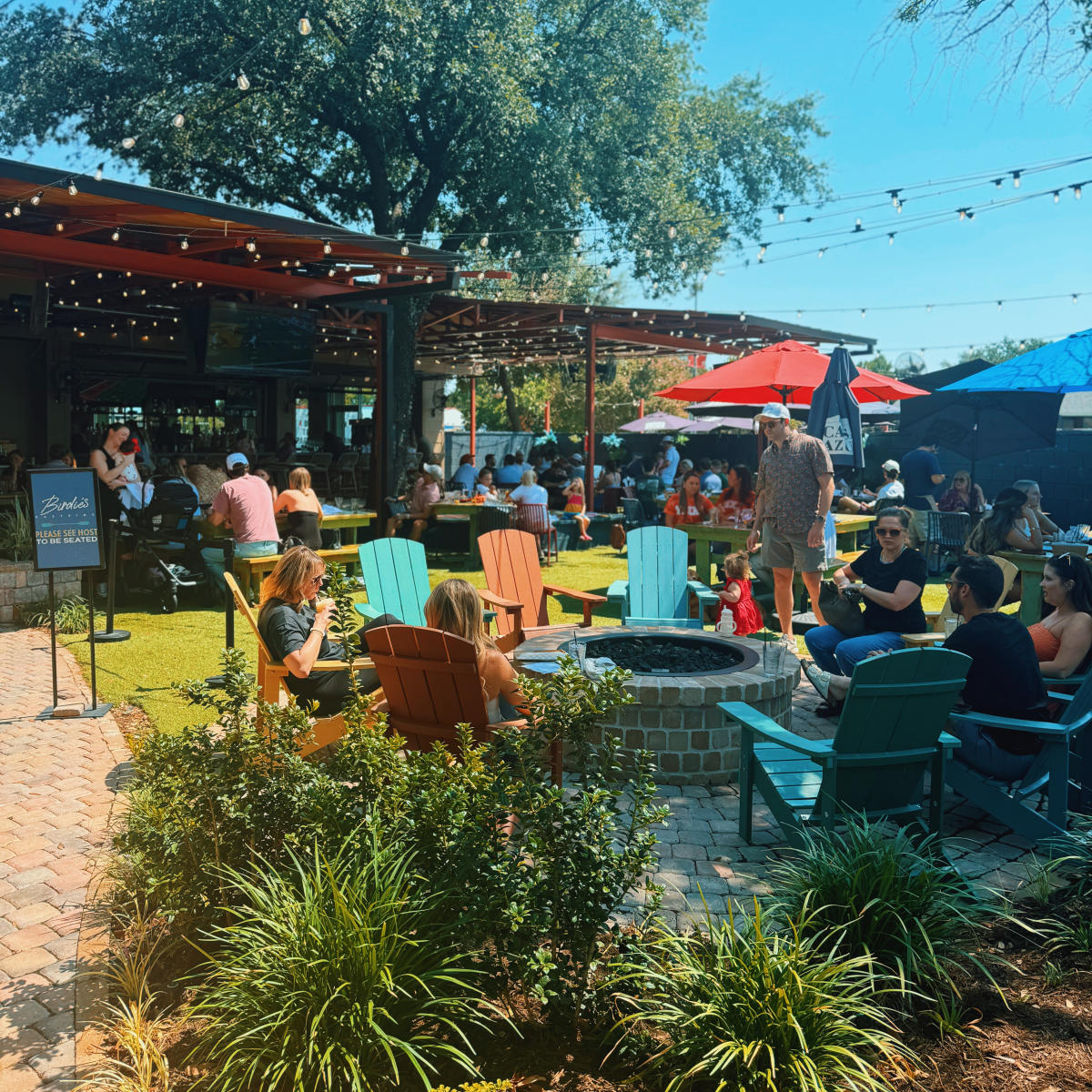 Birdie's Eastside Patio