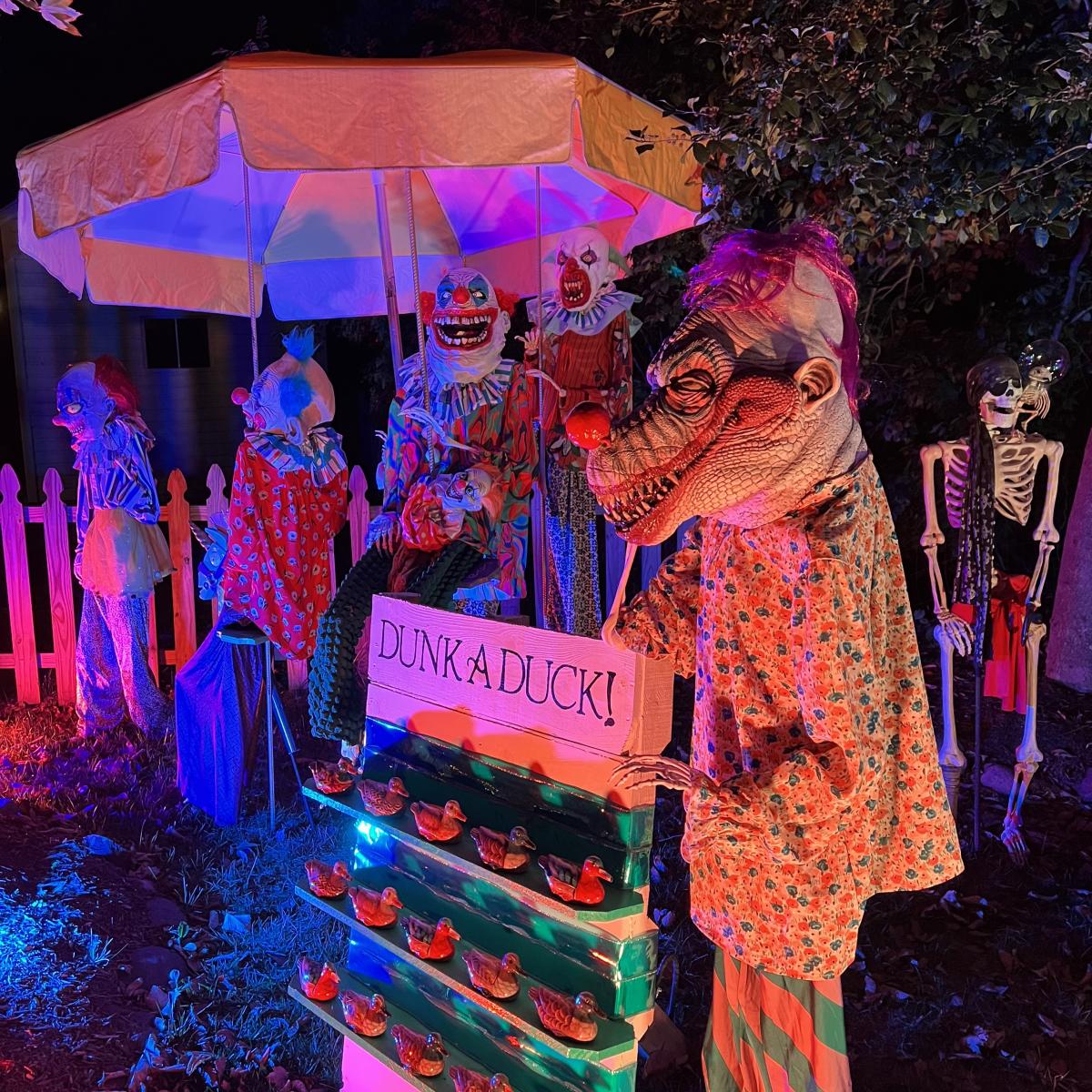 8 Spooky Halloween-Decorated Homes in Fairfax County | FXVA, image size:1200x1200