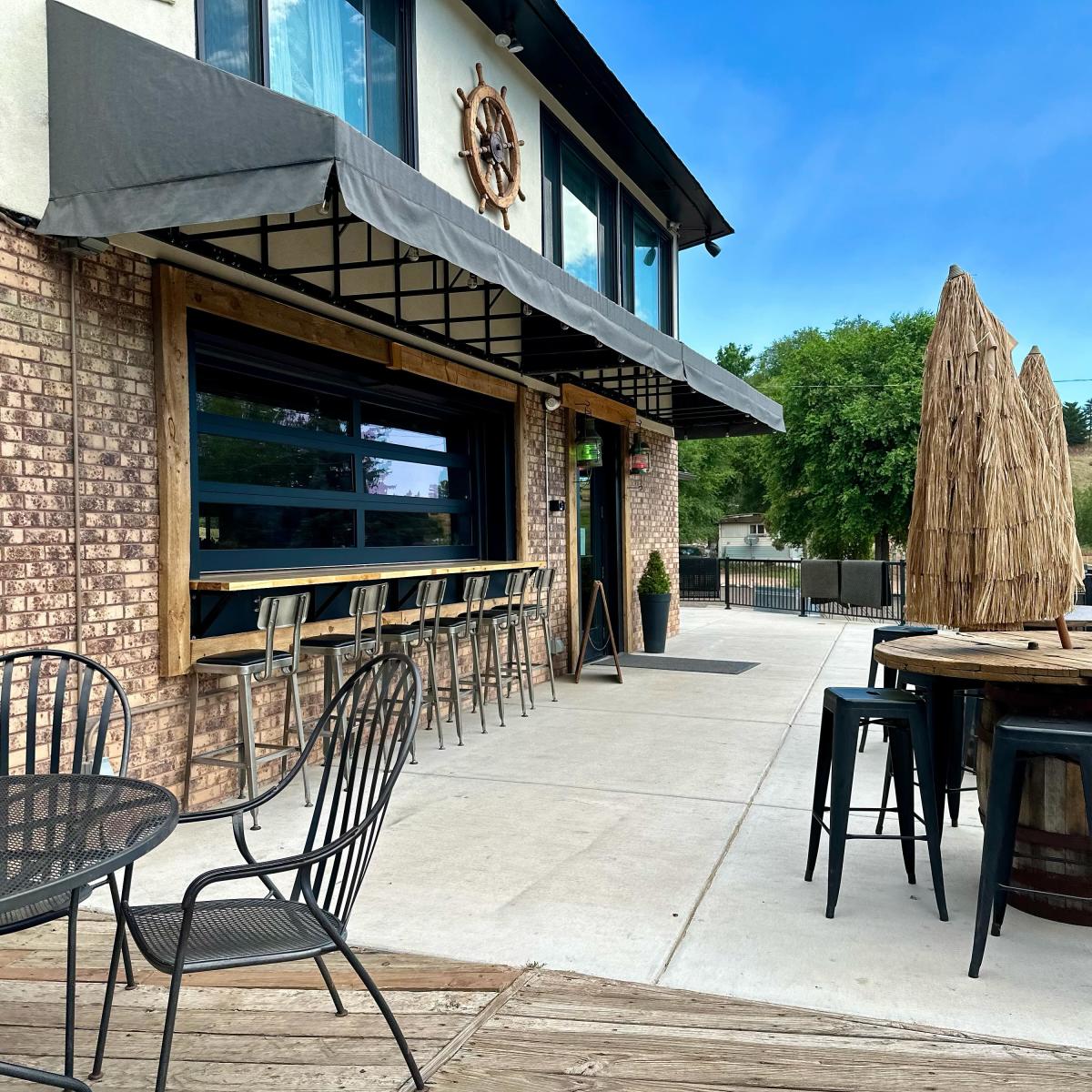 Horsetooth Tavern