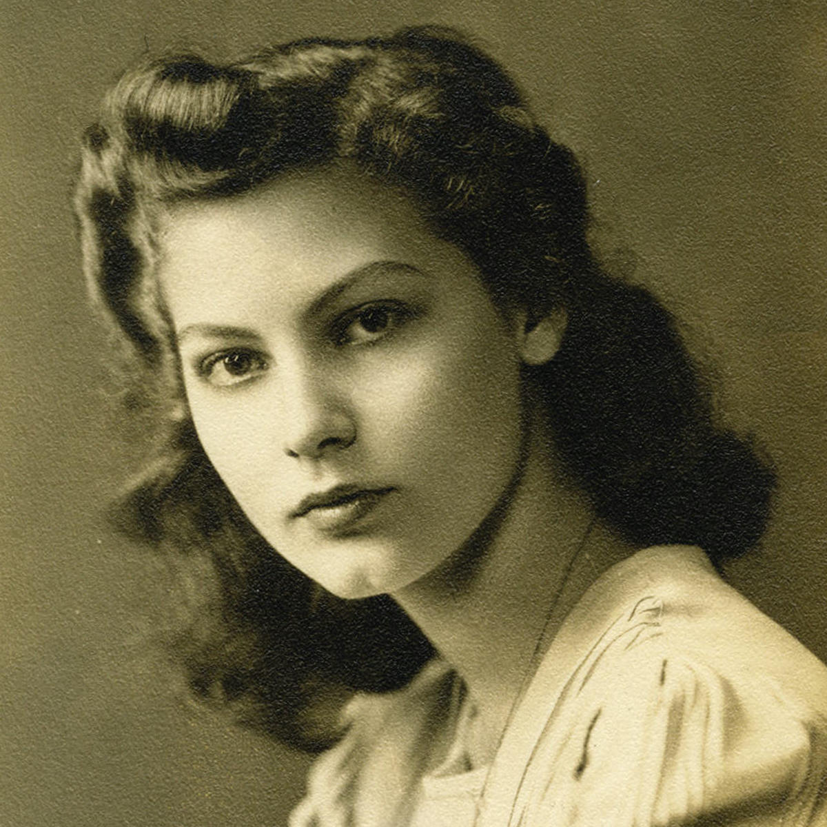 Young Ava Gardner Age 15