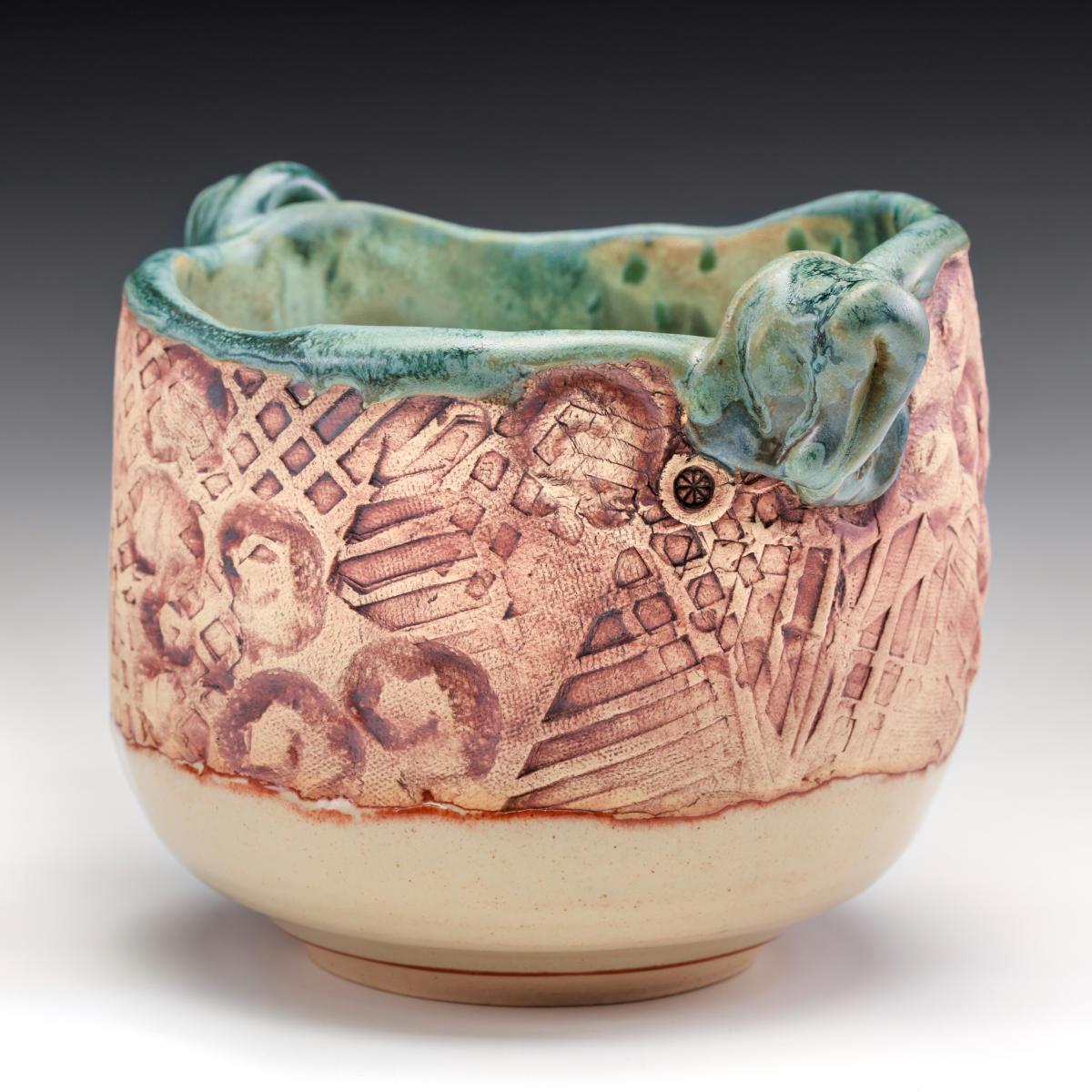 Lisa Kurtz of Highland Pottery