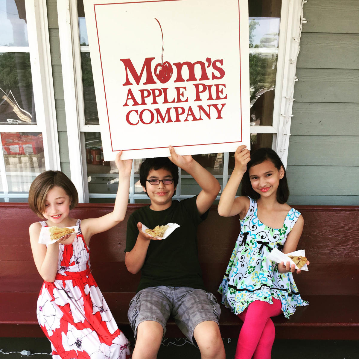 Kids with Mom's Apple Pie