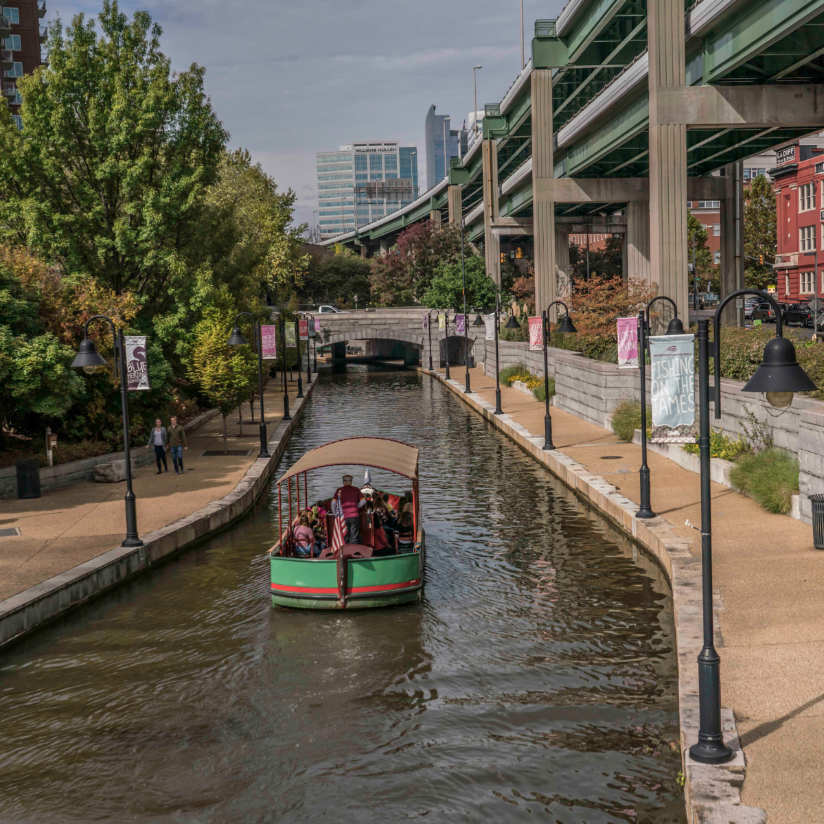 Virtual Riverfront Canal Cruise Tour