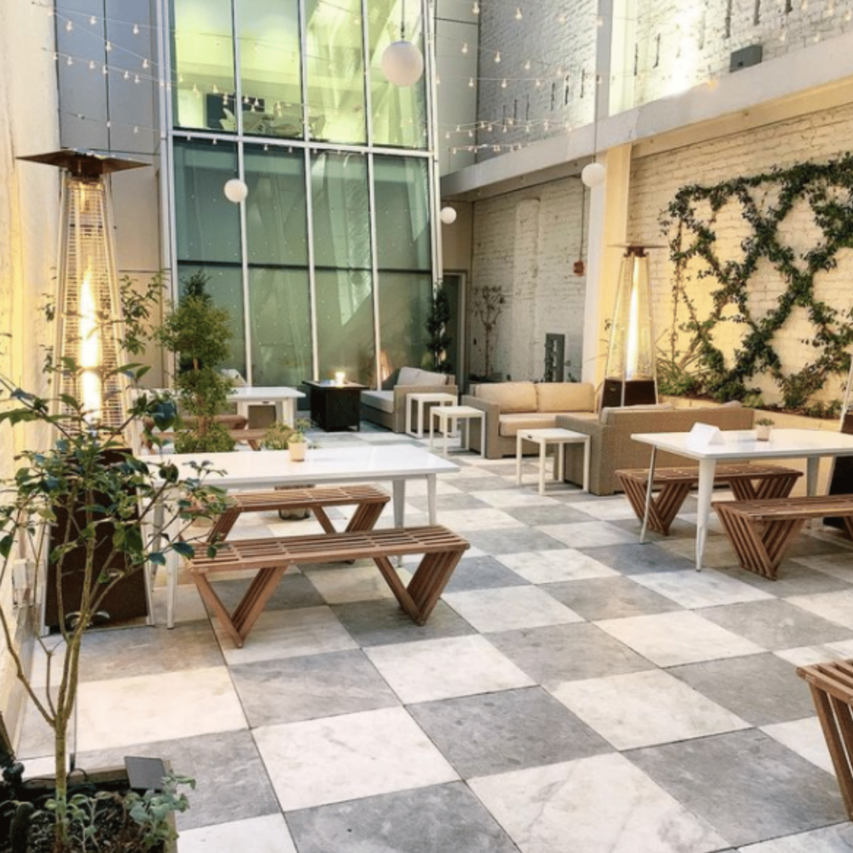 Restaurants for Outdoor Dining in Downtown Richmond