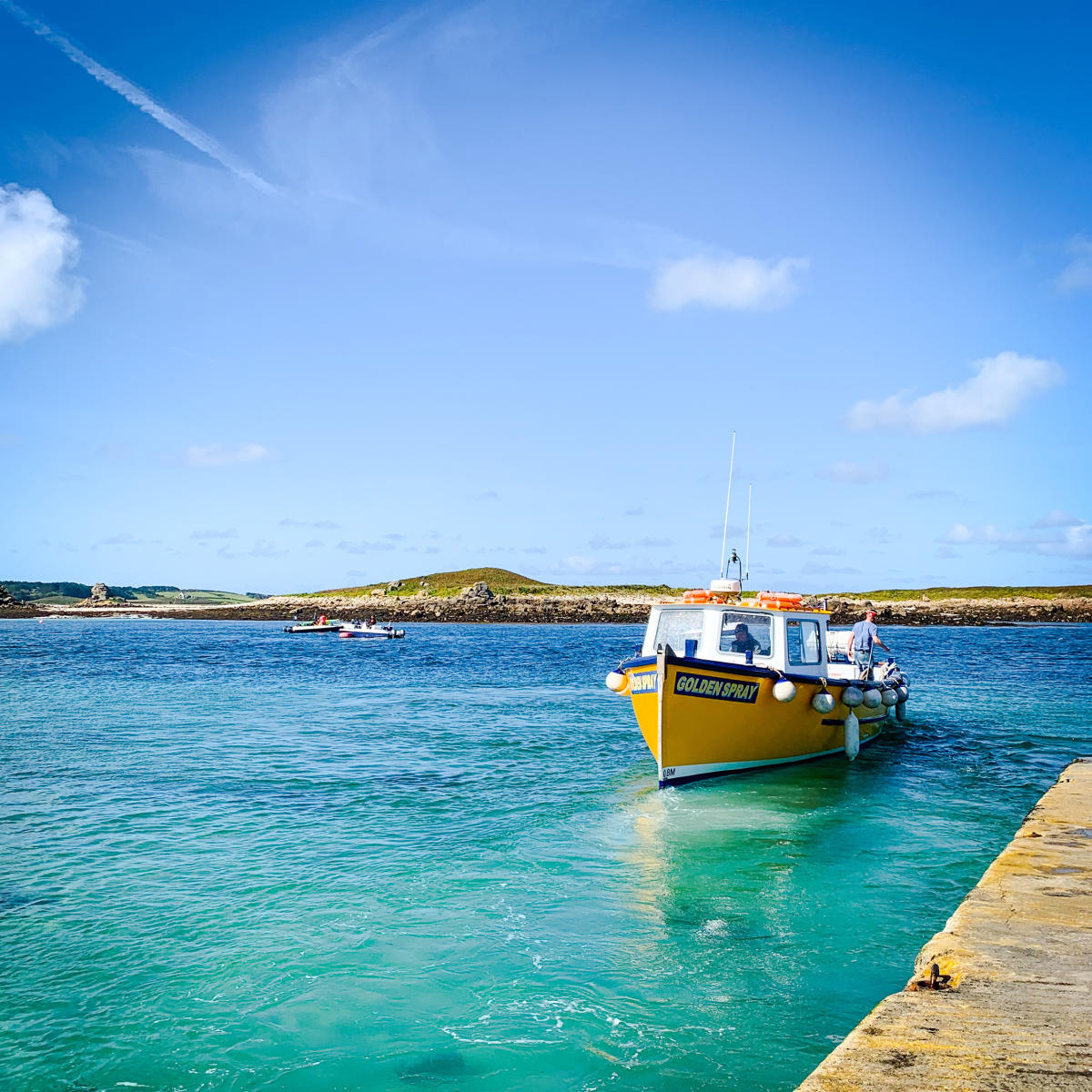 Golden Spray Tripper Boat