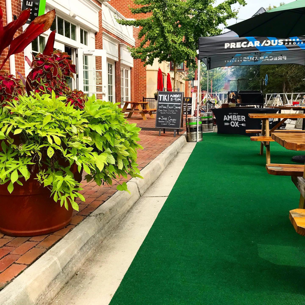 Amber Ox on Tiki Night