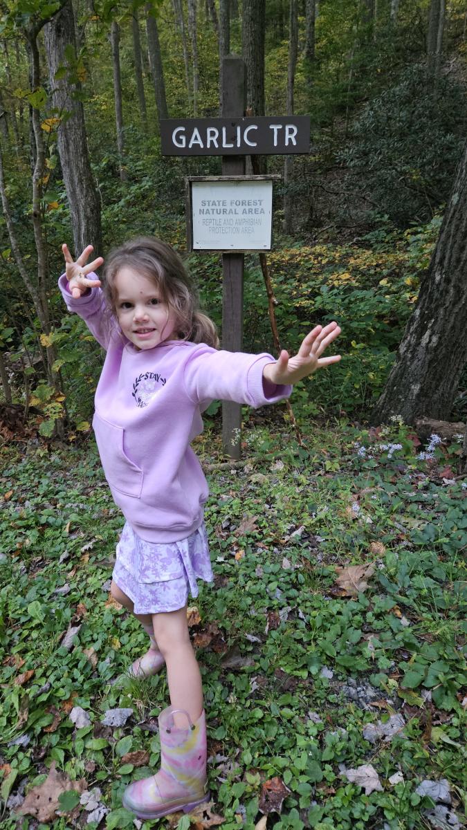Stella at the garlic trail