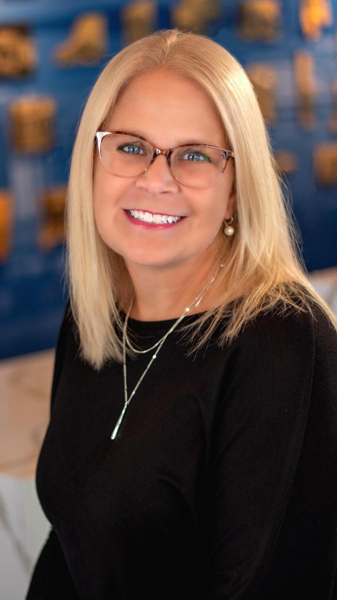 NOELLE SZYDLYKDirector, Sports Tourism & Event Planning