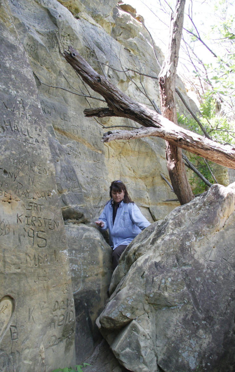 Kanopolis Trail Rocks