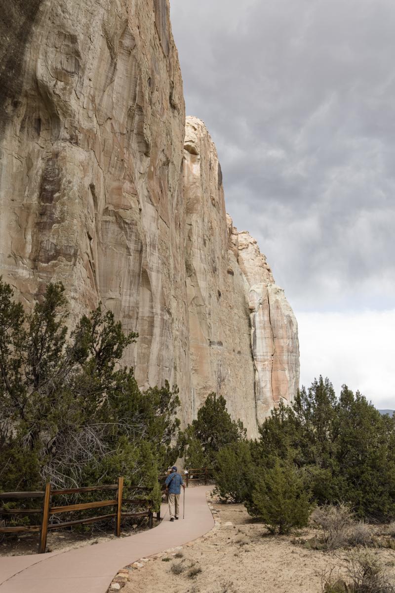 The trail to El Morro’s Inscription Rock