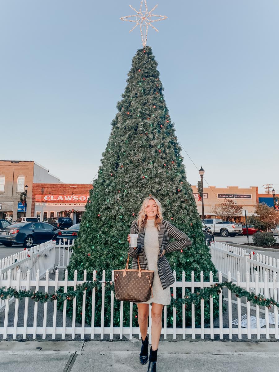 The Coastal Blonde Christmas Tree