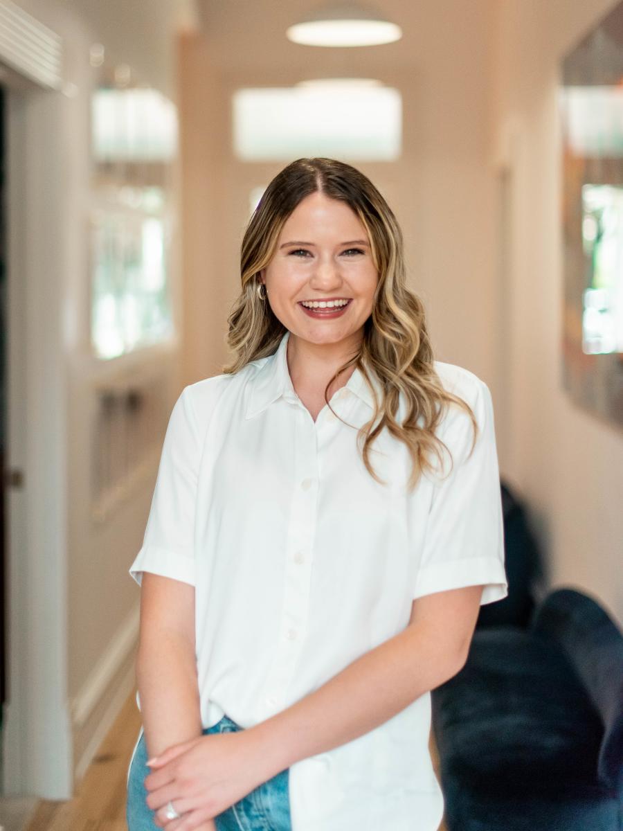 Lauren Bissett headshot 2022