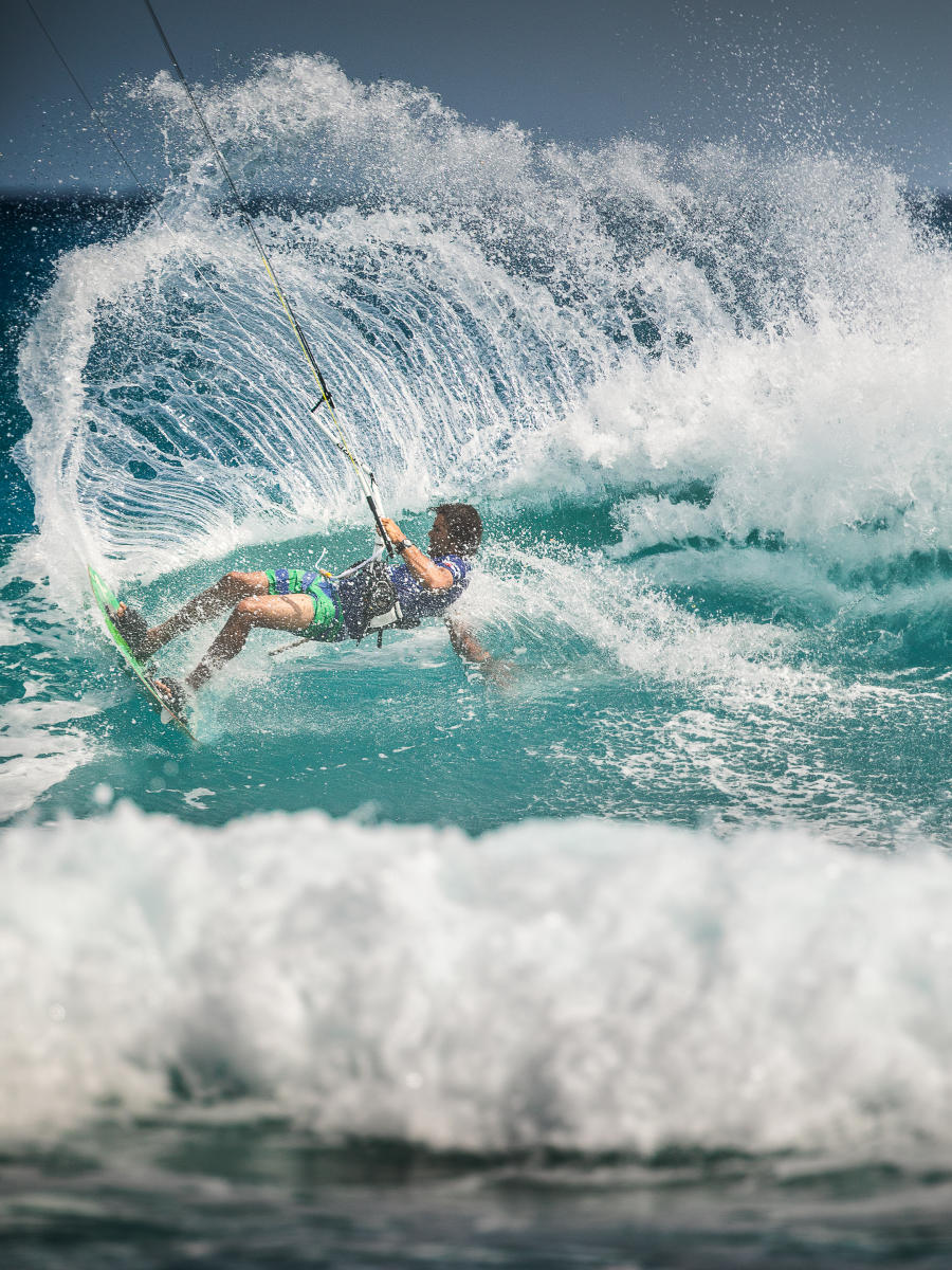 Kiteboarding. (2). José Alney Uribe. Sebastiano Massimino. Cabarete. Puerto Plata