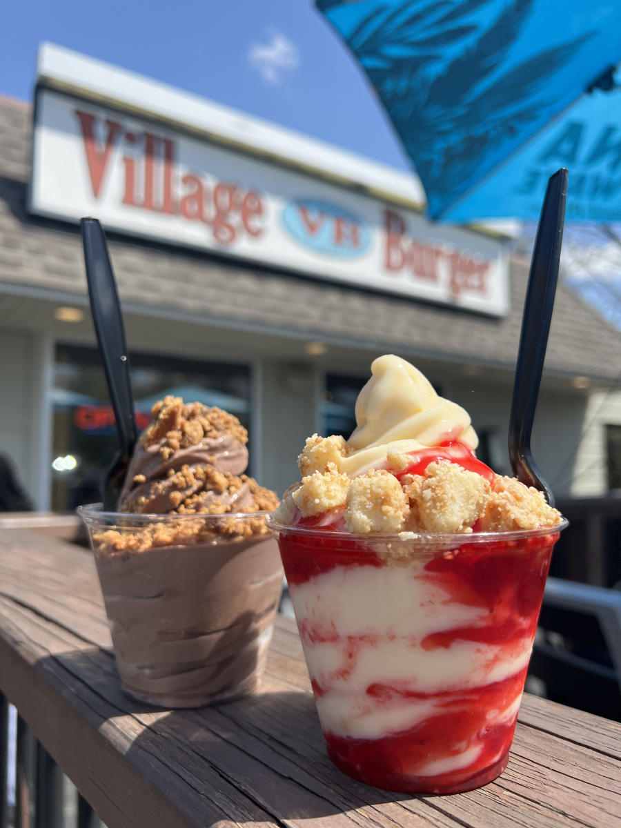 Ice Cream Village Burger Summer