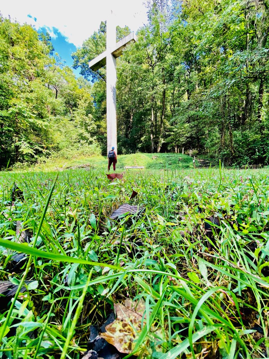 Cross at Burritt on the Mountain