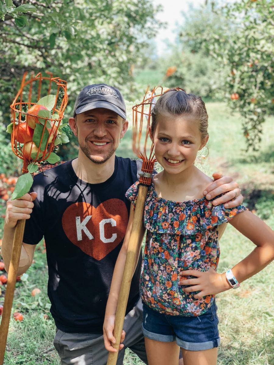 Cider Hill apple picking