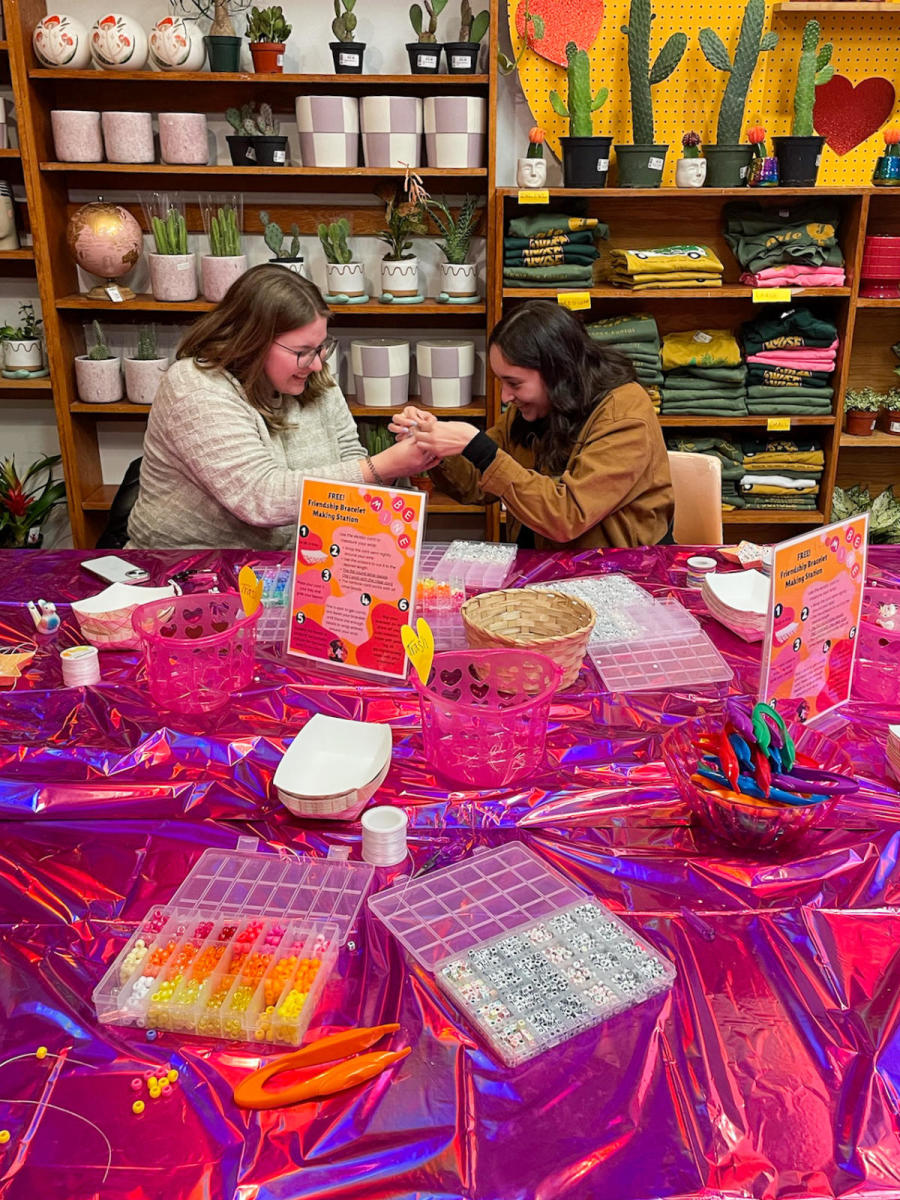 Friendship Bracelets at Jungle House