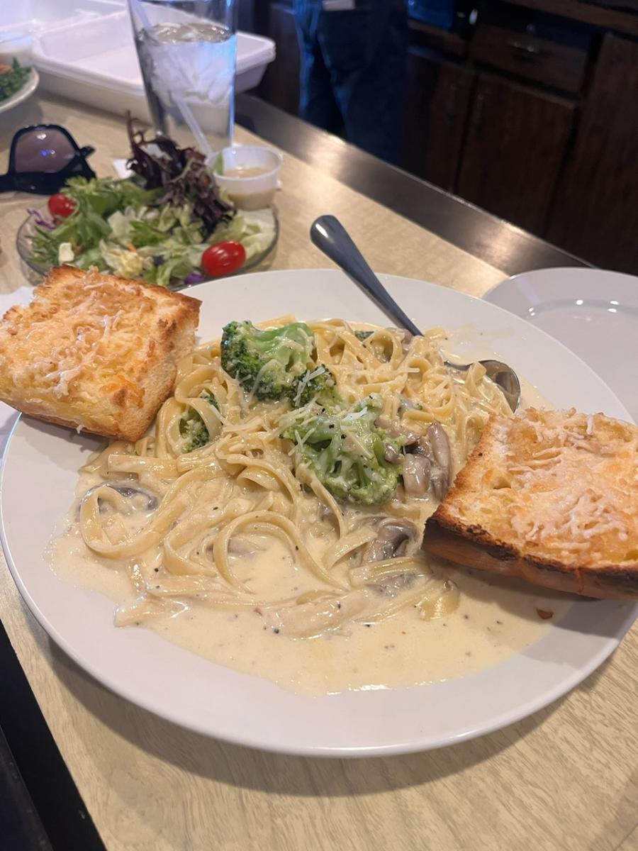 Alfredo Pasta at Jansen's Bar and Restaurant