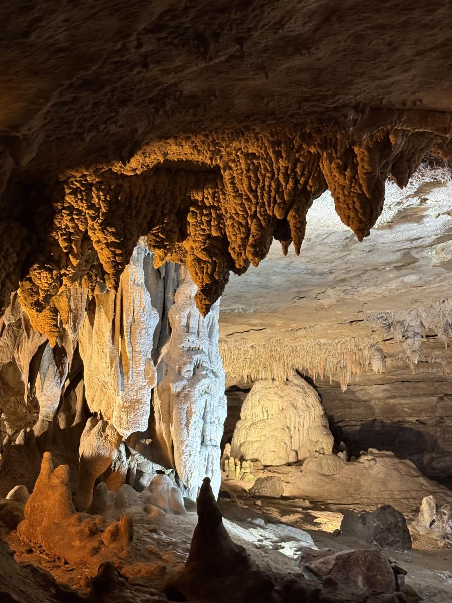 Fantastic Caverns