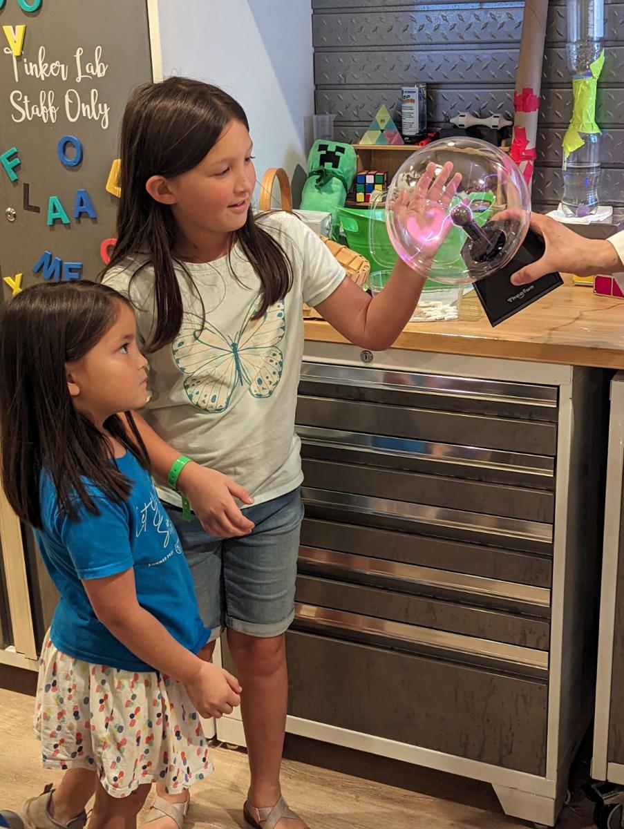 girls playing at Earlyworks