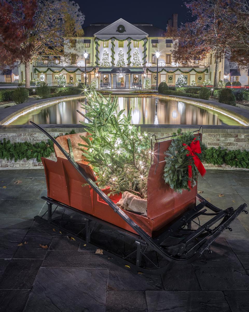 Content Creator - Williamsburg Inn Holiday - Sean Smith 2023