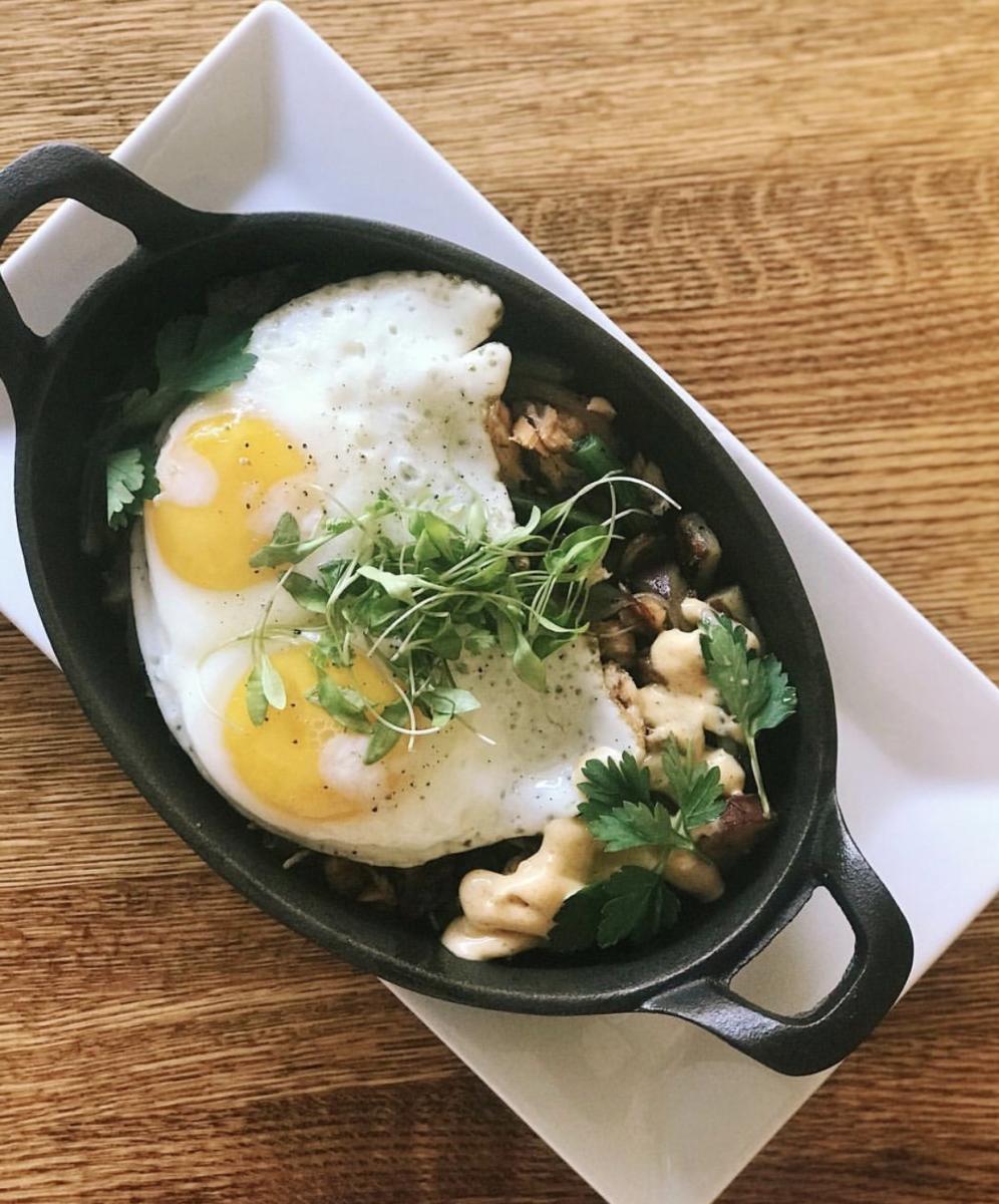 Brunch at Bar 430