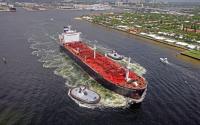 Seabulk petroleum ship docks at Port Everglades
