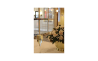 A champagne toast to kick off the night!