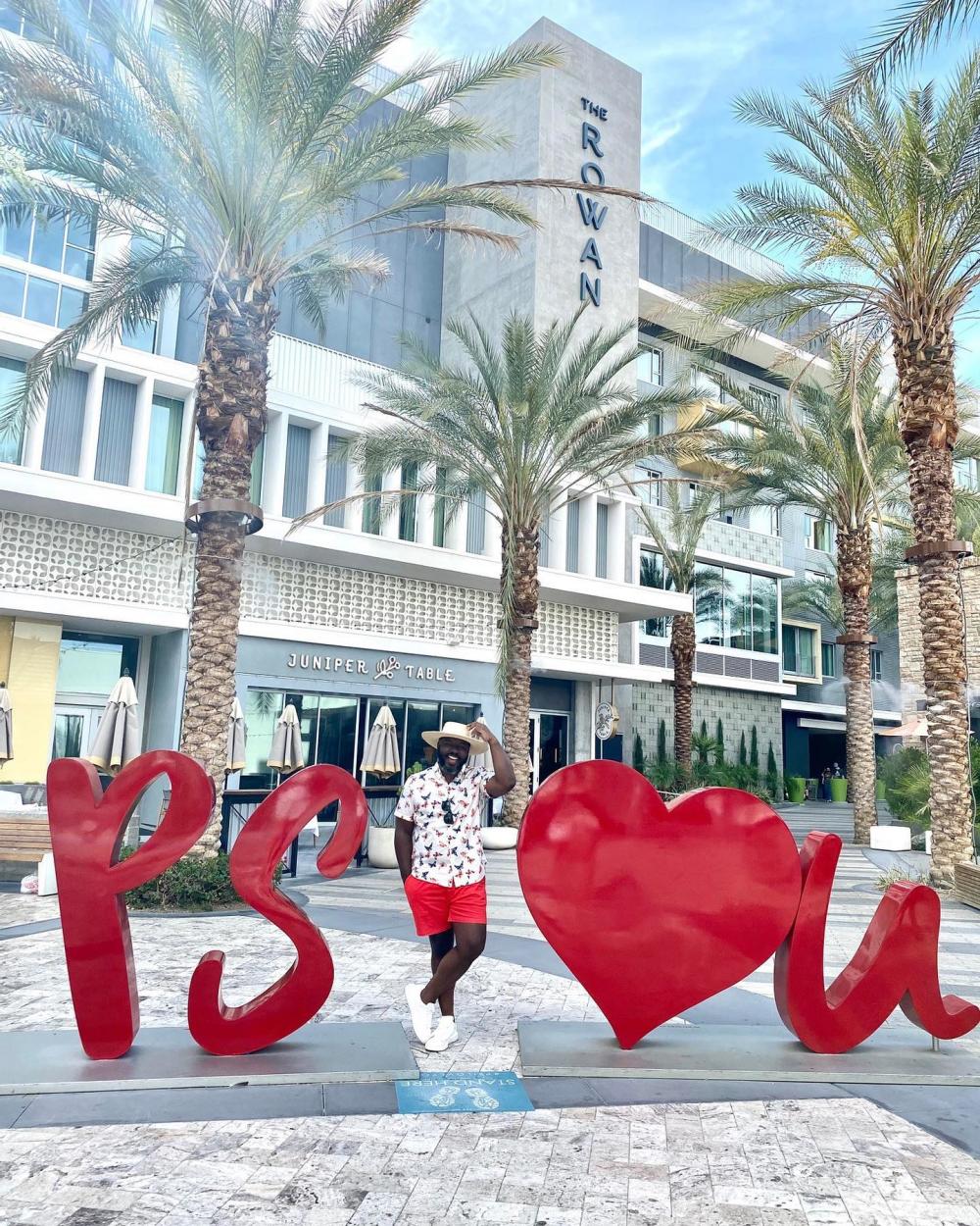 PS I love U sign