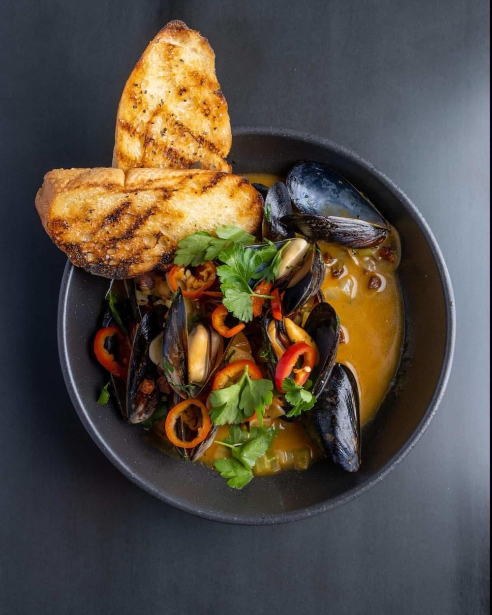 Reforma mussels