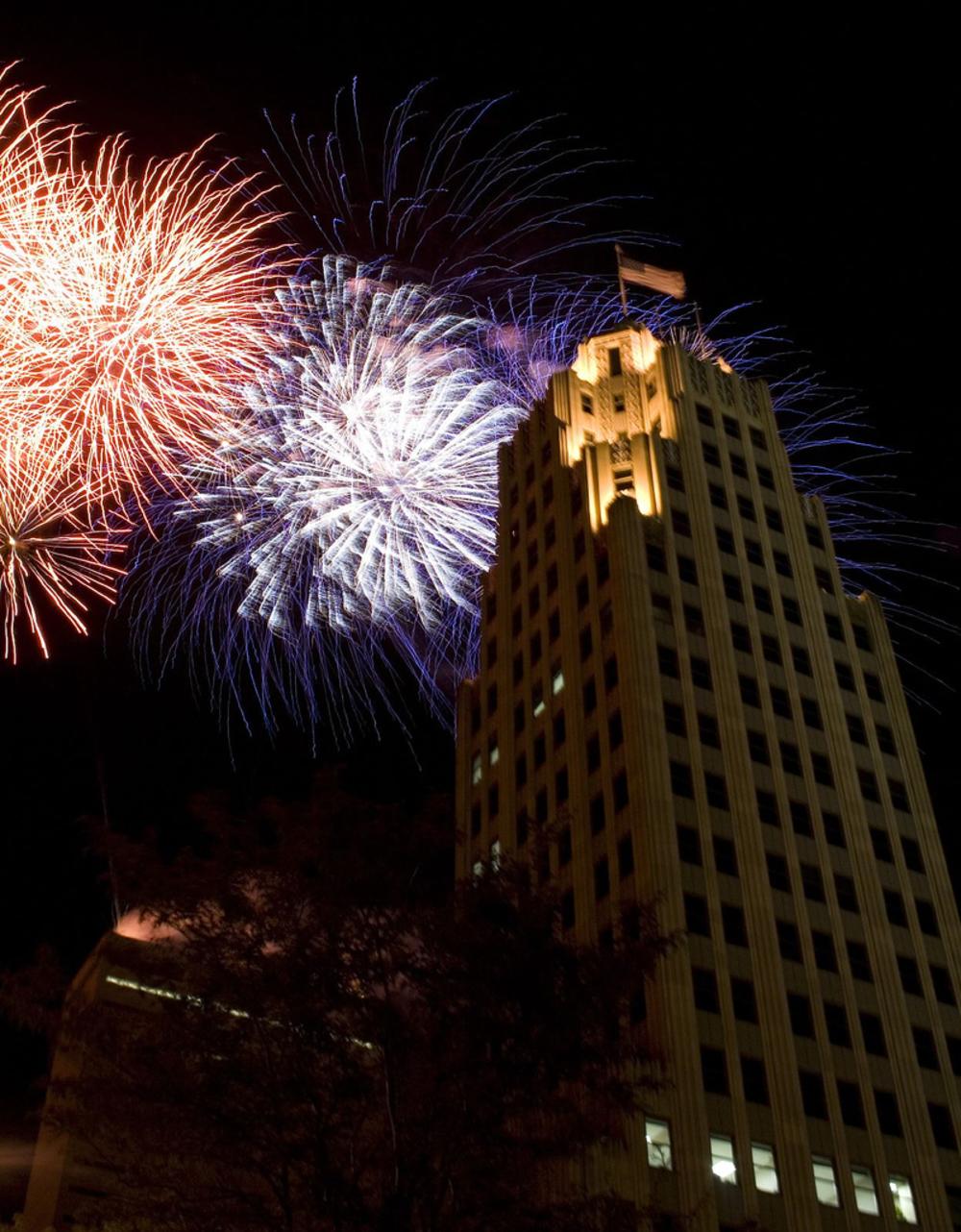 Lincoln Tower Fireworks fourth of july