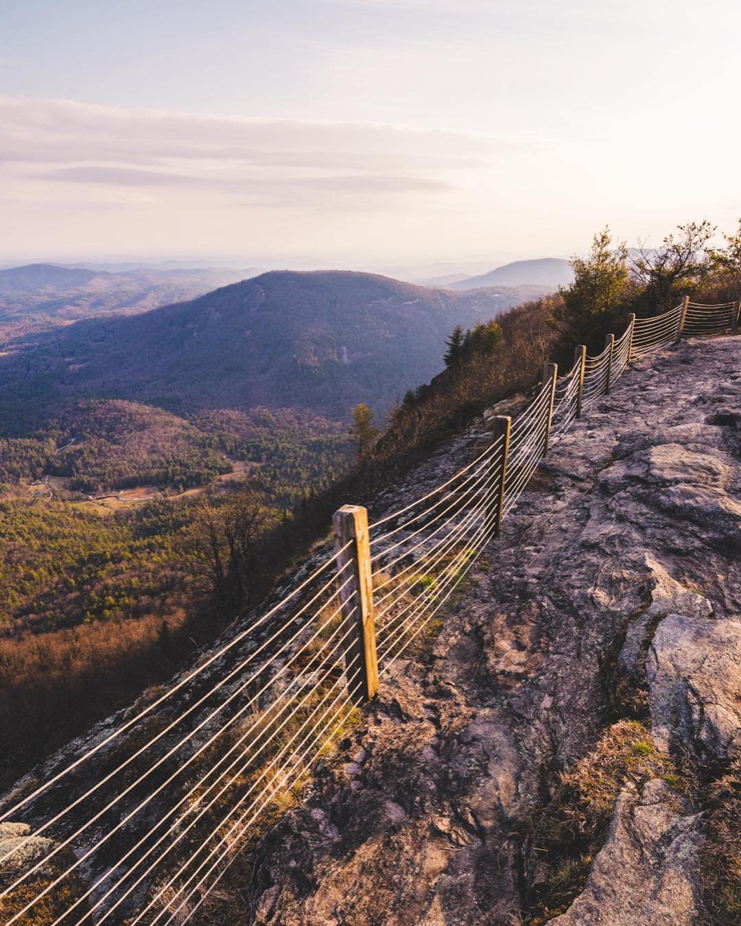 Whiteside_Mountain_codyhager42_Instagram_1563_ig_1742226915072458212_295318313_3545f133-aa5b-47e6-a78f-23a096366697
