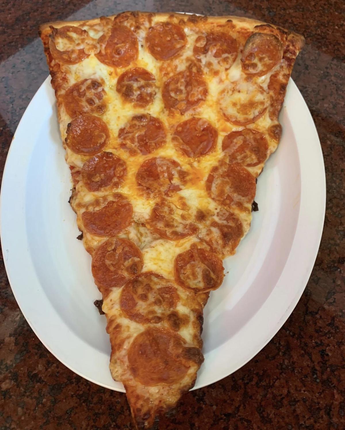 Pizza D'Oro Pizza