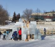 Warming Hut, The Forks
