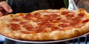 DTN - HI - Vinnie's Pizza