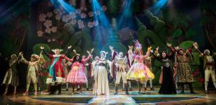 COl - Gallery Image - Mercury Theatre Snow White