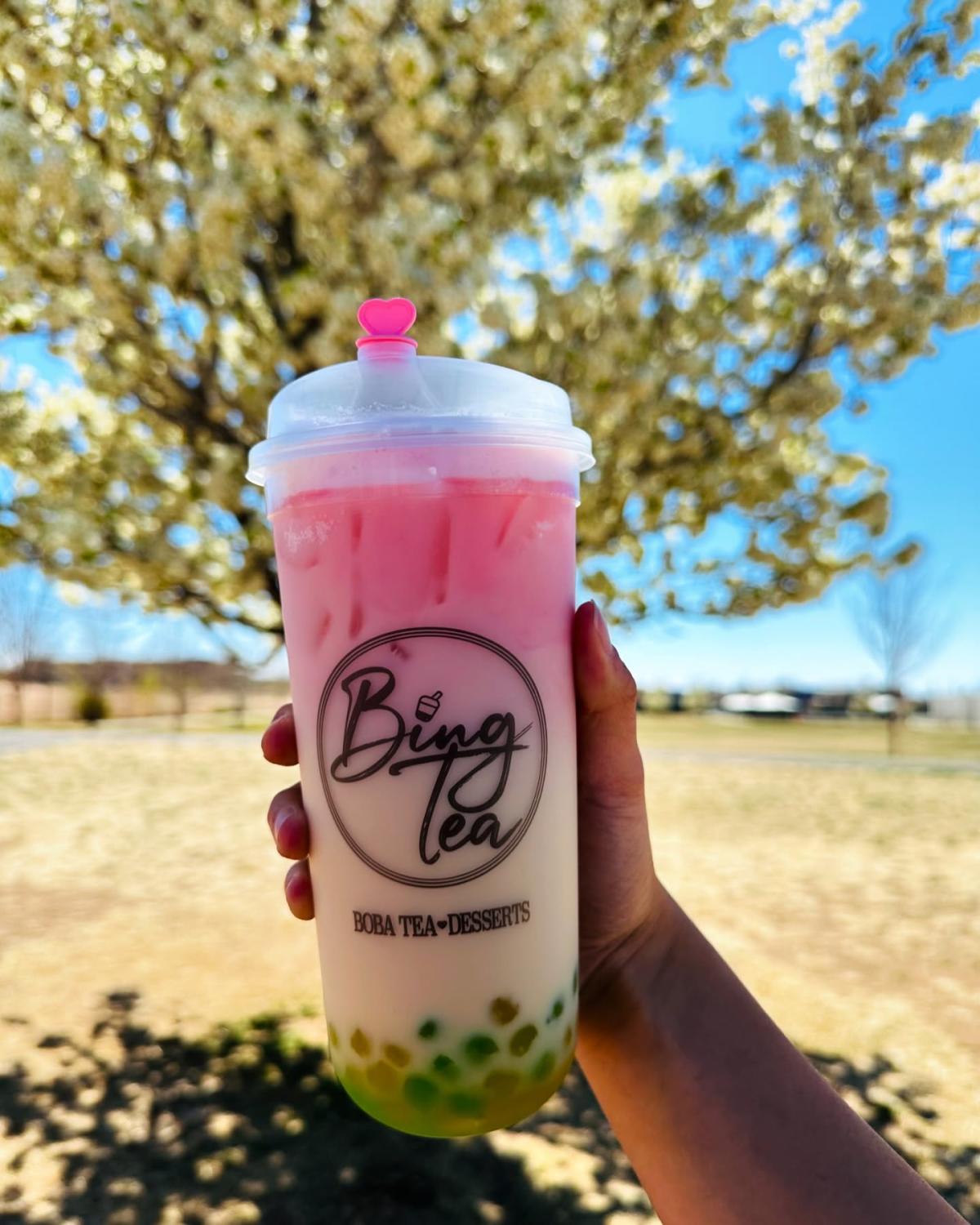 A photo of Dark Roasted Oolong Milk Tea with Fresh Boba from Bing Tea.