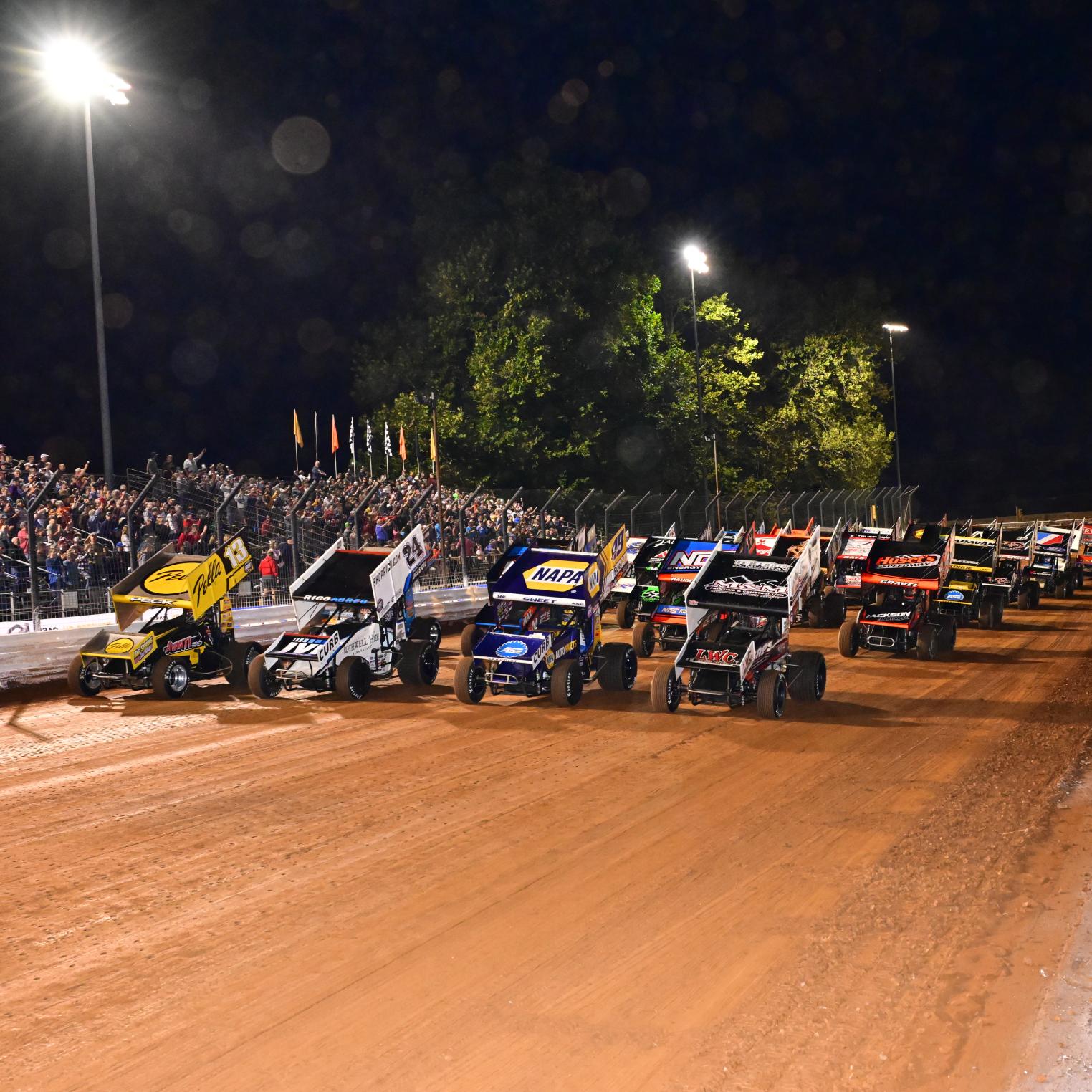 World of Outlaws 4-Wide Salute