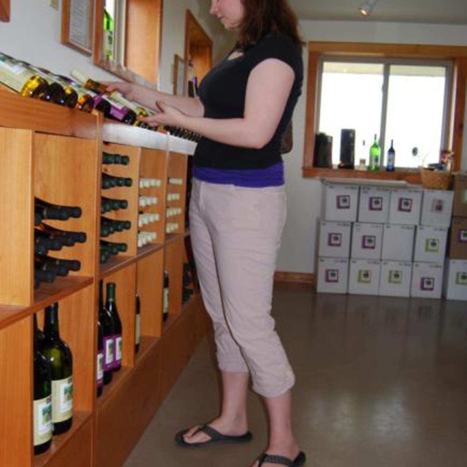 Shopping at Hunters Valley Winery