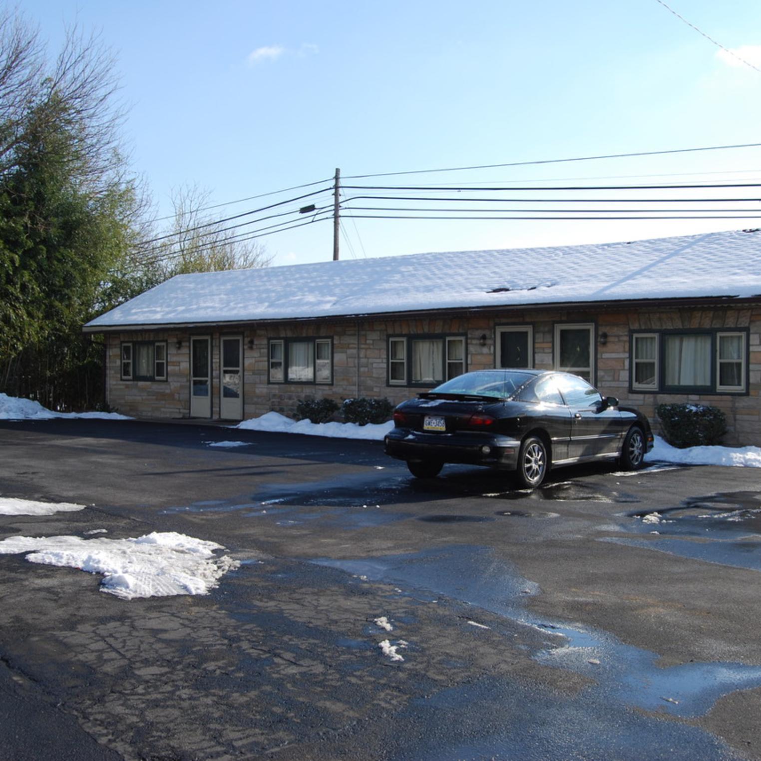 Cumberland Valley Motel Exterior