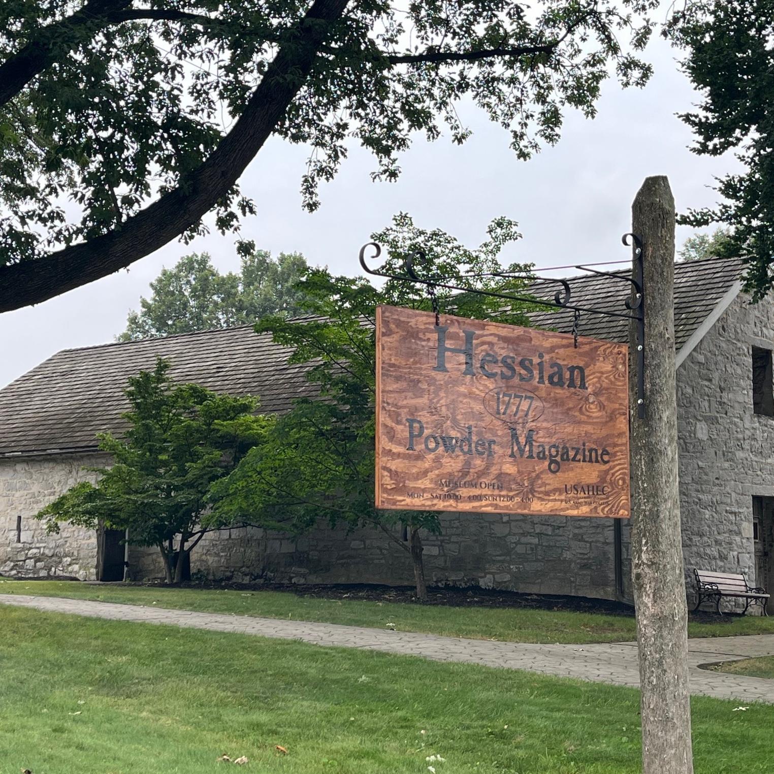 Hessian Powder Magazine