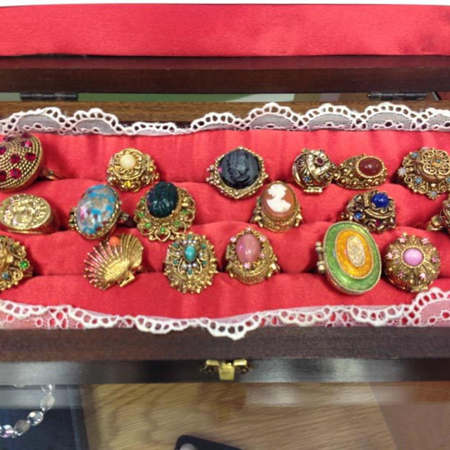 Poison Rings at Marjories Gems