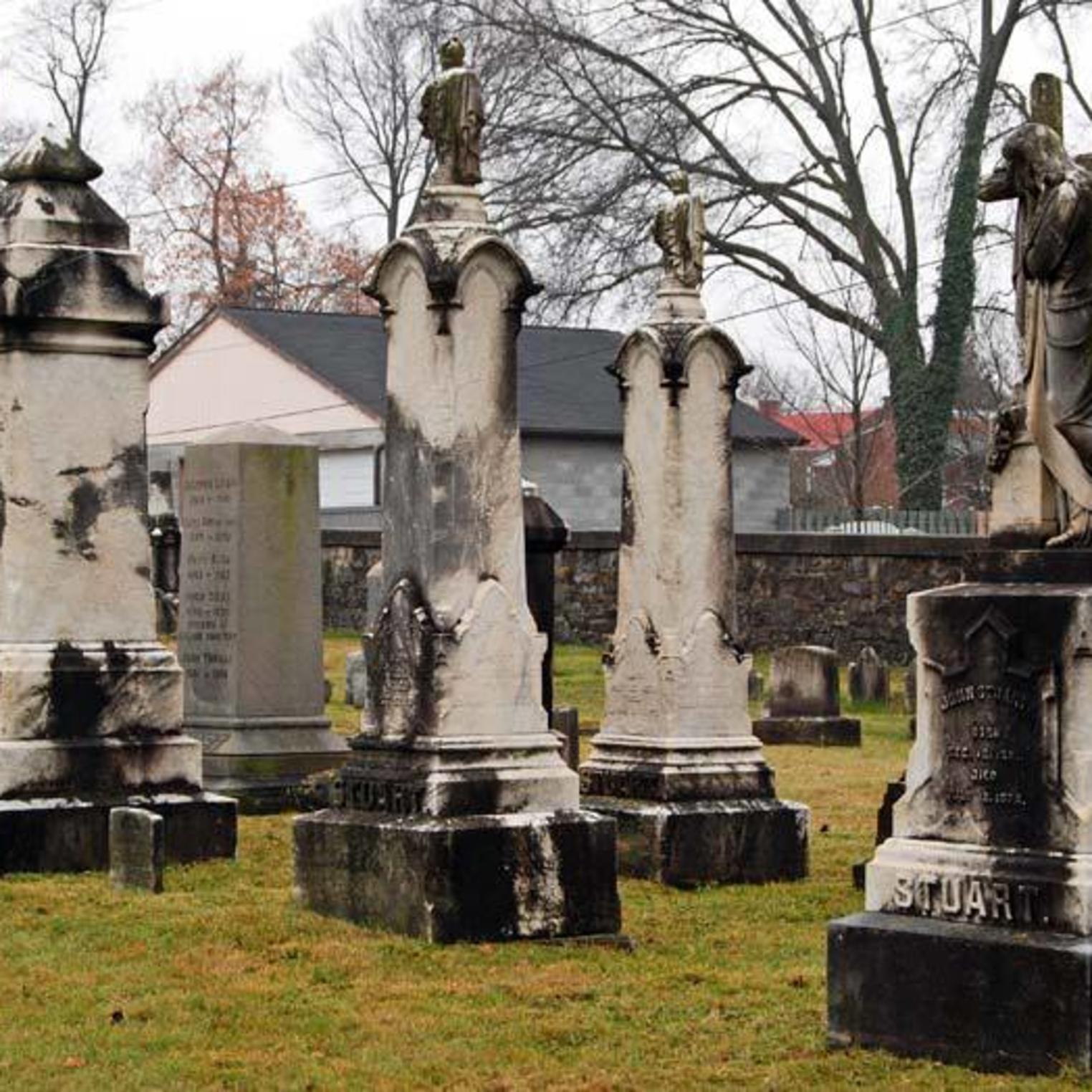 Old Public Cemetery